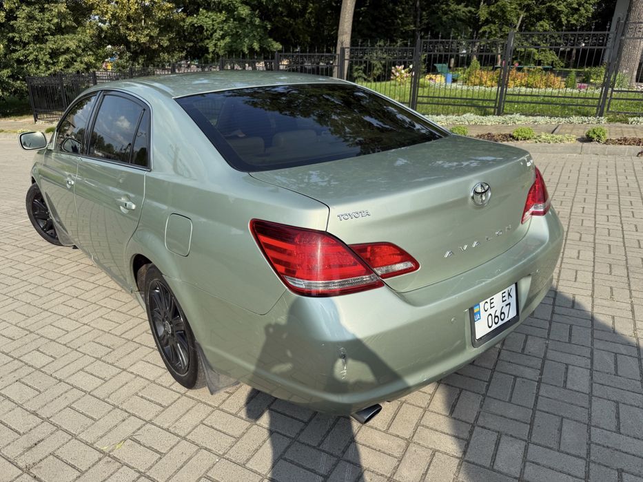 Toyota avalon гарний стан
