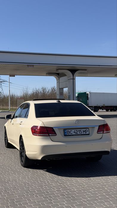 Mercedes W212 2014 рік