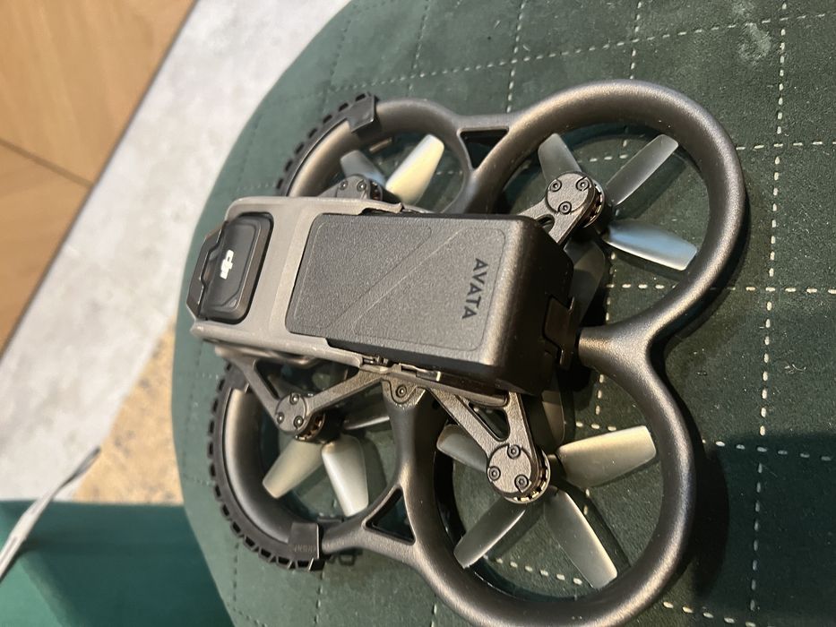 DJI Avata plus DJI Google v2 i kontroler
