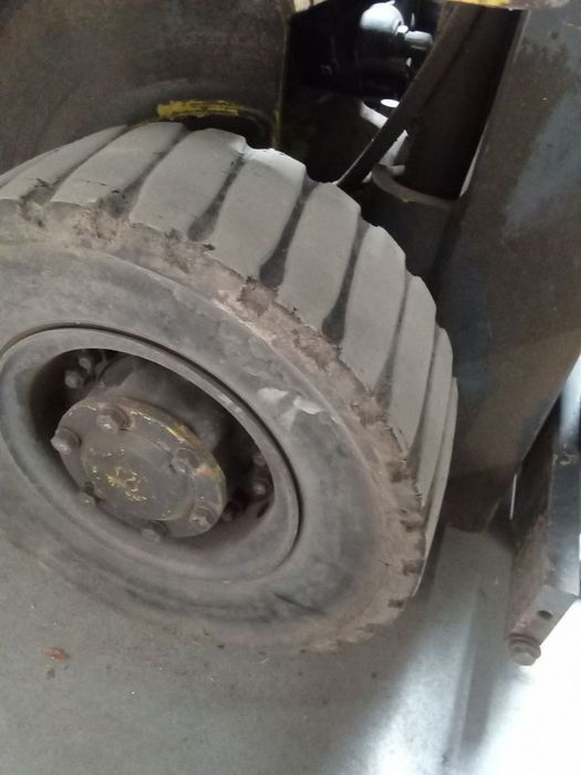 Автопогрузчик Mitsubishi 1,5 tonn