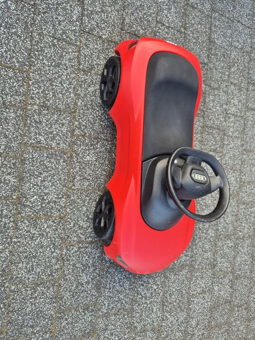 Audi- Jezdzik ( odpychacz) S jakość Oryginal