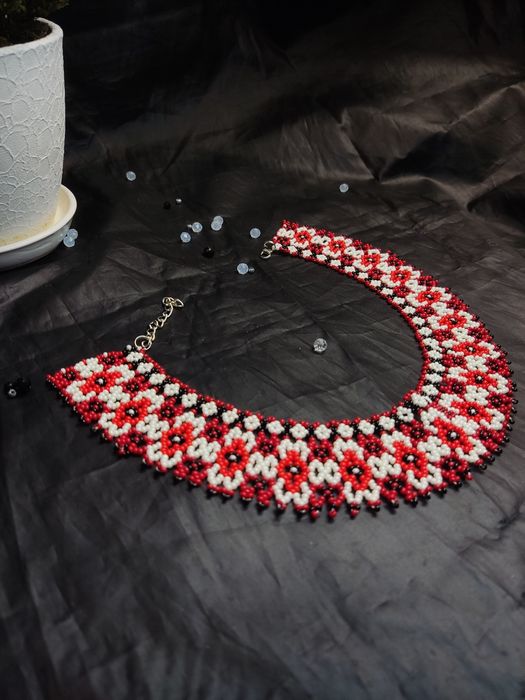 Силянки дуже ніжні виконані з чеського бісеру ручна робота