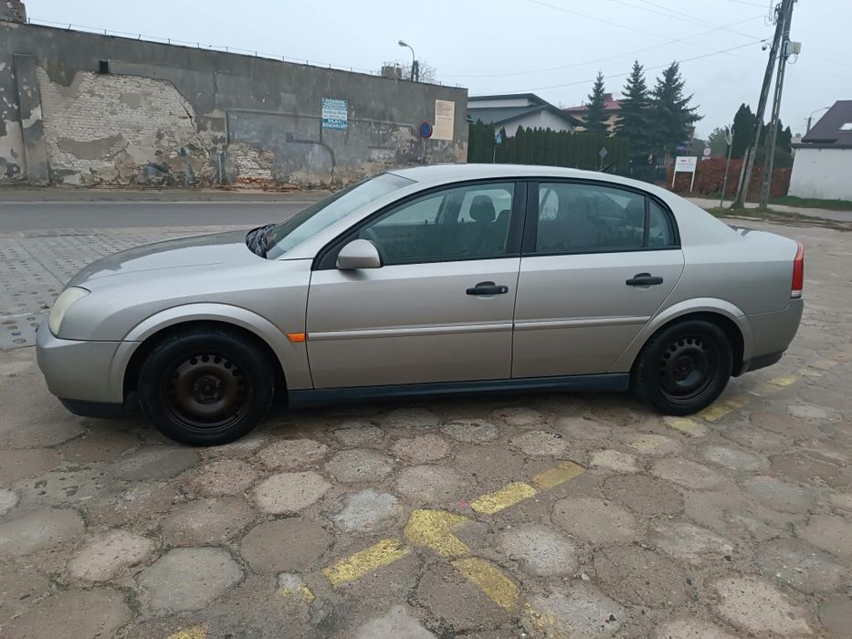 Opel Vectra C uszkodzony