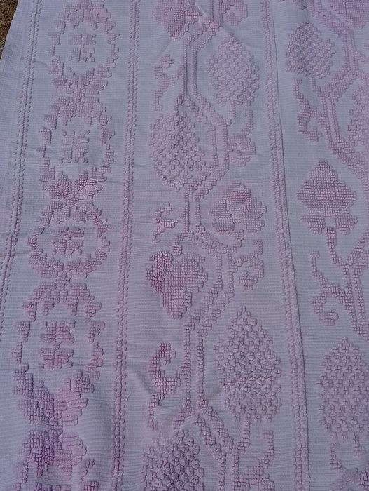 Colcha Antiga para cama casal ou Sofa