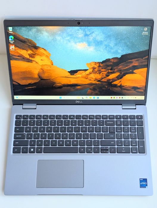 Тонкий ноутбук Dell Latitude 5530 Intel Core i5-1235u 4-32 128-1Tb m.2