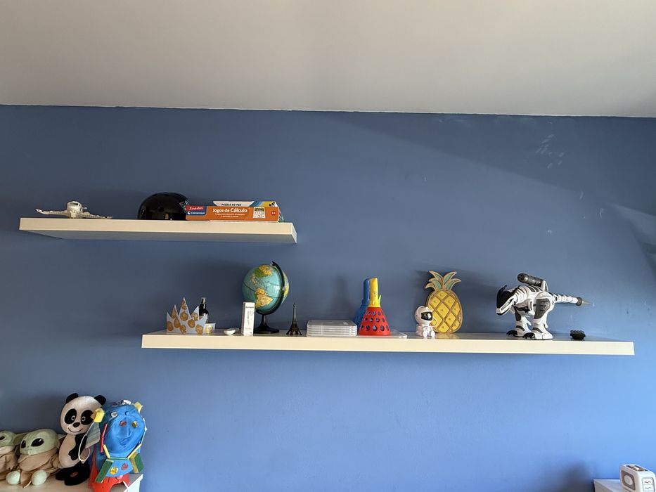 Prateleiras LACK Ikea