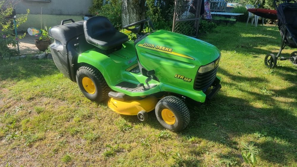 Traktorek kosiarka John Deere 2cyl z koszem sprawna