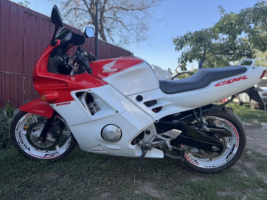 Продам Honda cbr 600 f