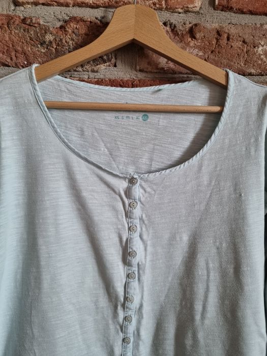 Blado błękitna bluzka