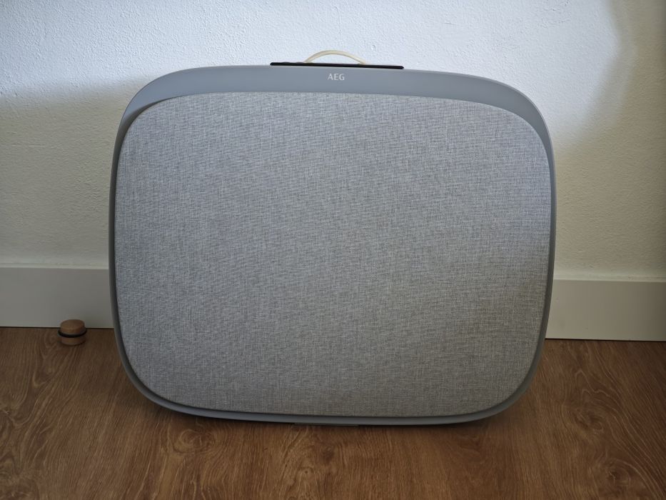 Purificador de ar AEG AX7
