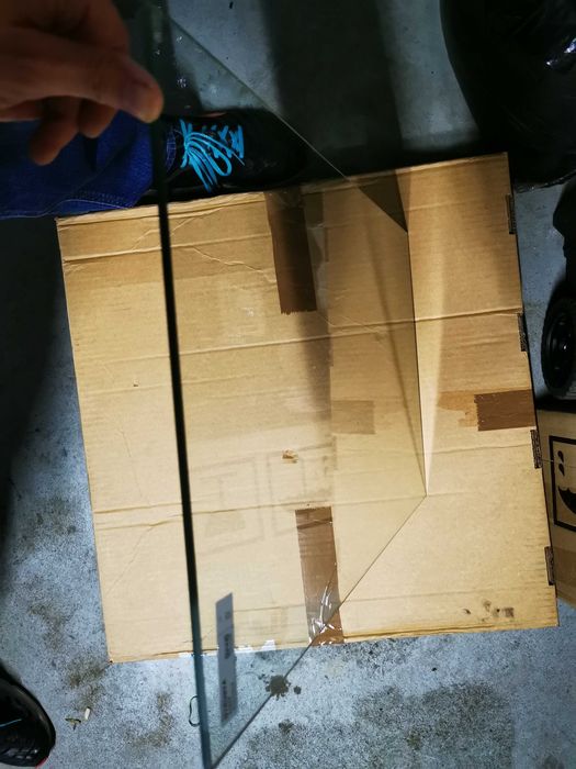 Szklana półka bezbarwna IKEA UTRUSTA, drobne ryski