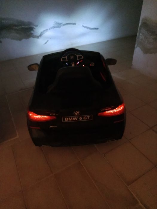 Carro elétrico Infantil BMW 6GT