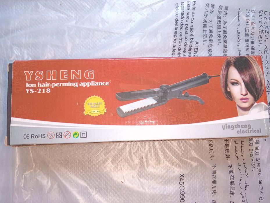 Vários artigos para cabelo