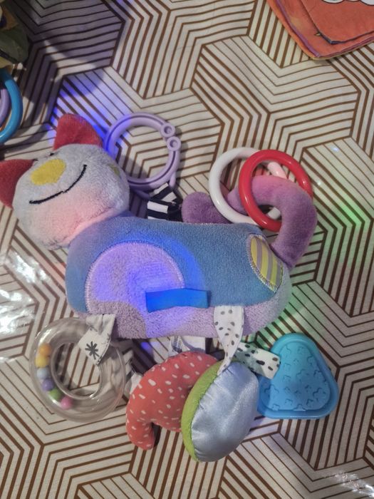 Іграшки в колиску погремушки , брязкальця