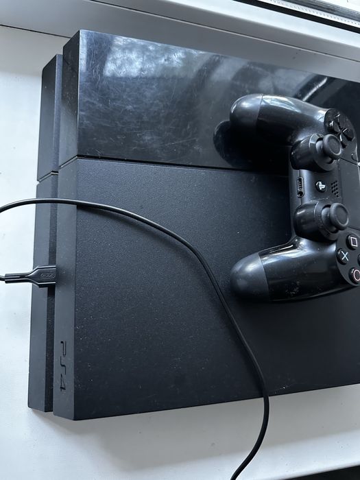 Продам Playstation 4 500gb