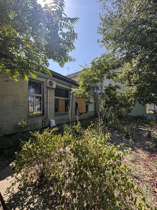 В продаже помещение (квартира) на красной линии пр-та Свободы! 109 м2