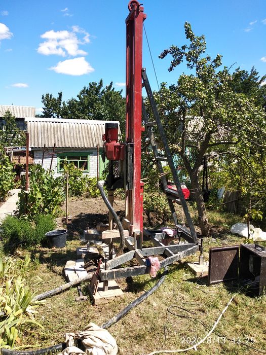 Бурение чистка скважин малогабаритной установкой пробить скважину ...