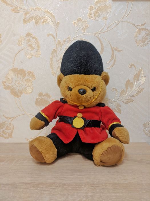 М'яка іграшка плюшевий ведмідь Королівський гвардієць Keel Toys