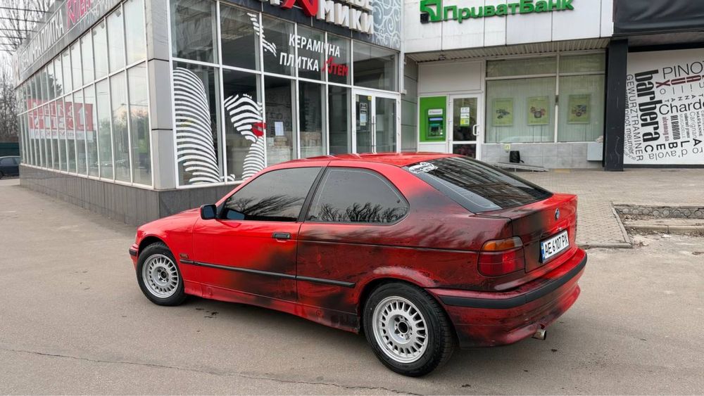 BMW e36 316i compact