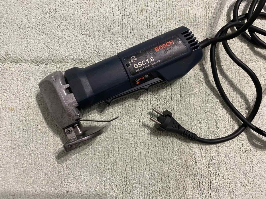 Германия ! Листовые ножницы по металлу Bosch GSC 160