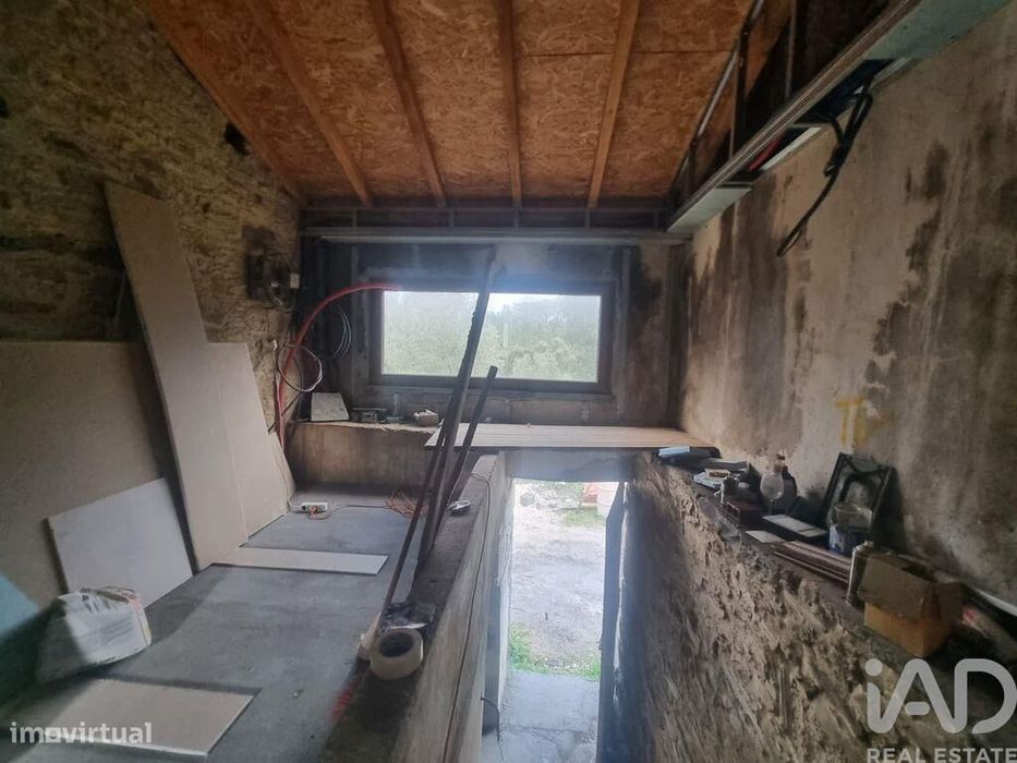 Moradia isolada T3 em Cernache do Bonjardim, Nesperal e Palhais de 202