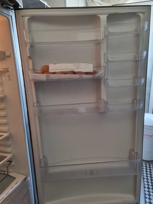 Frigorífico HOTPOINT ARISTON - usado em Excelente estado.