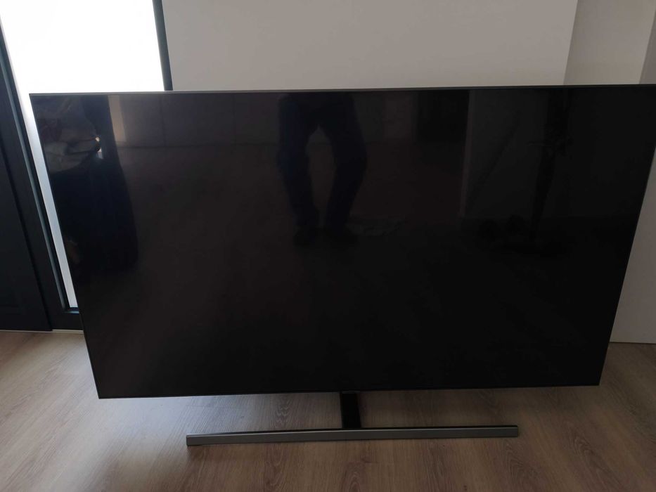 TV Samsung modelo QE55Q80RAT para peças