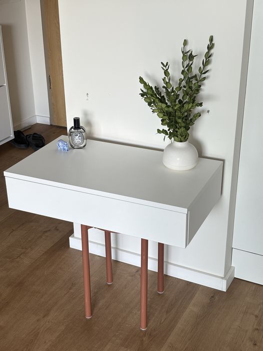 Toaletka / Konsola biała wisząca 70cm