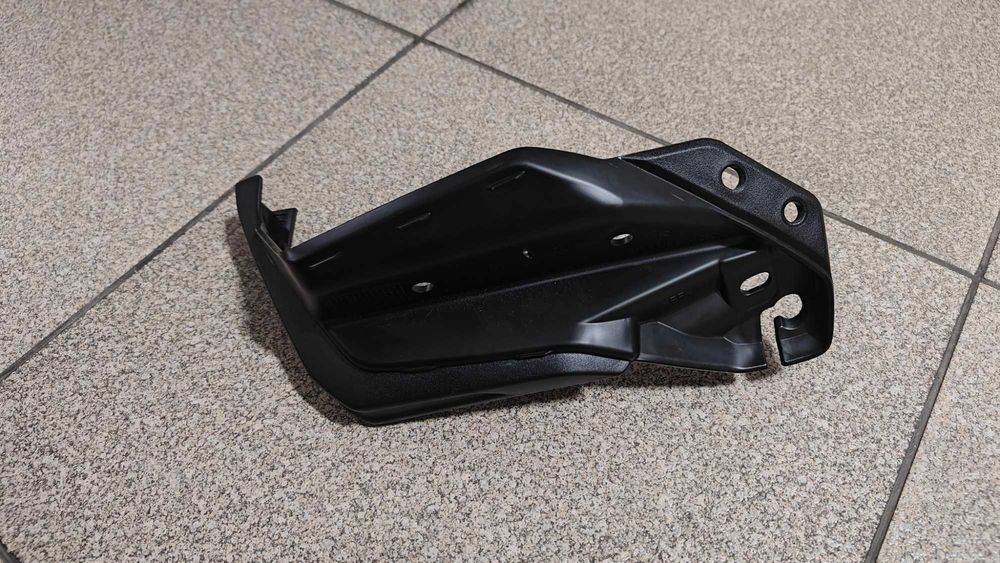 Aro de proteção de mãos para Tracer 7 2025