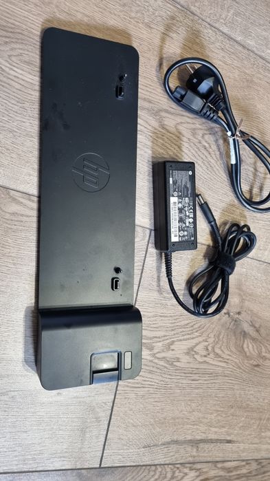 Stacja dokująca HP + zasilacz HP 65W