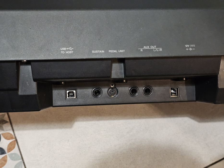 Pianino cyfrowe yamaha p-105