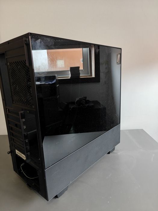 NZXT H510 Elite – Caixa Premium + Cooler Incluído – Bom Estado