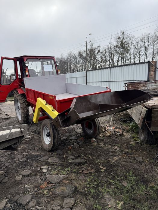 Т 16 самонавантажувач трактор
