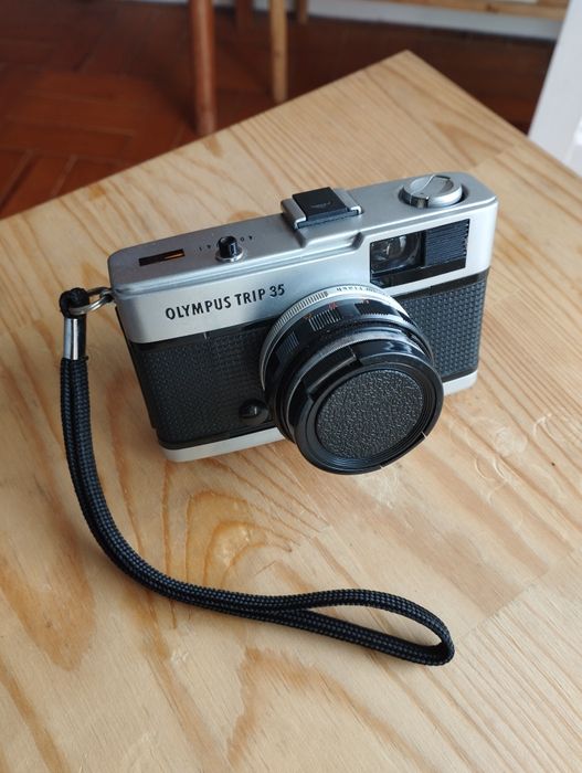 Olympus Trip 35 -