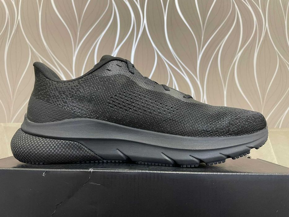Under Armour Turbulence кросівки ОРИГІНАЛ розмір 46EUR на стопу 30 см
