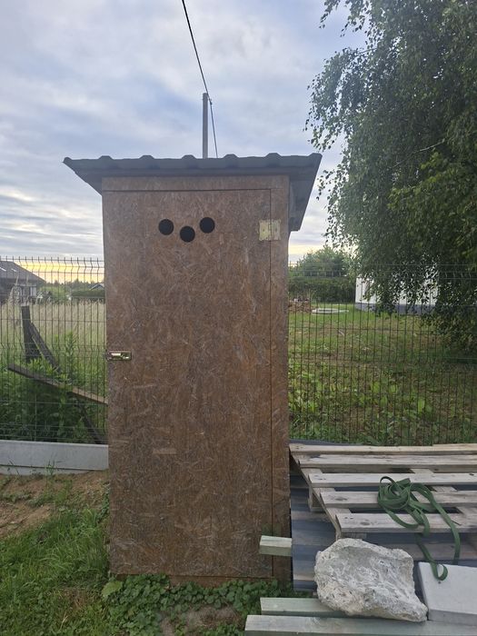Sprzedam wychodek na budowe