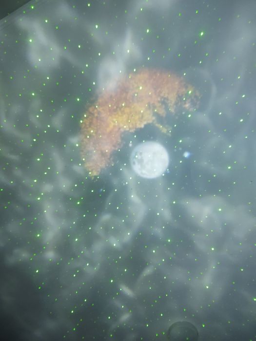 Проектор зоряного неба з вмонтованою  Bluetooth колонкою