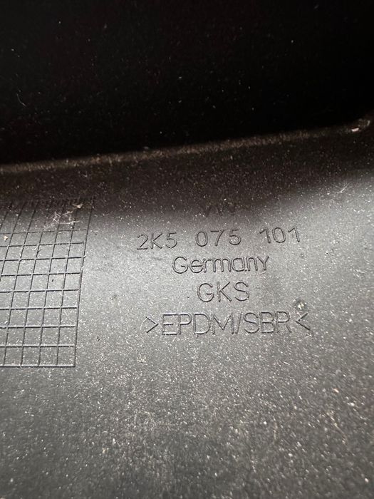 Вживані Бризговики задні VW Caddy 2015-2020 Коротка база оригінал 2K5