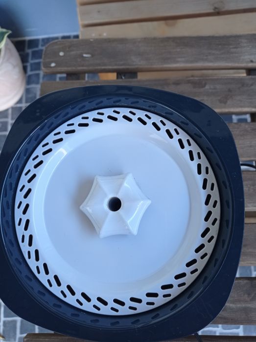 Fonte de água para gatos