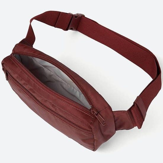 Nerka saszetka Levi's bordowa