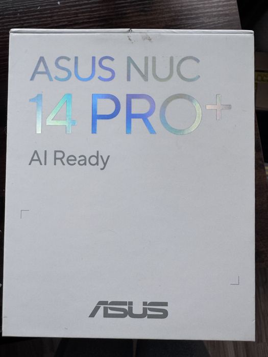 ASUS NUC 14 PRO PLUS Komputer Intel Core Ultra 7 / 32GB DDR5 / 1TB SSD