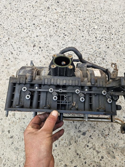 Впускний колектор Опель Астра Корса Меріва 1.2 / 1.4 бензин Z12XEP Z14XEP Opel Astra Corsa Meriva