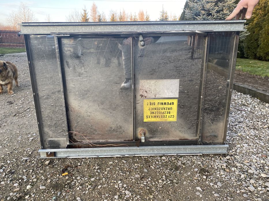 Drzwiczki mierdzewne