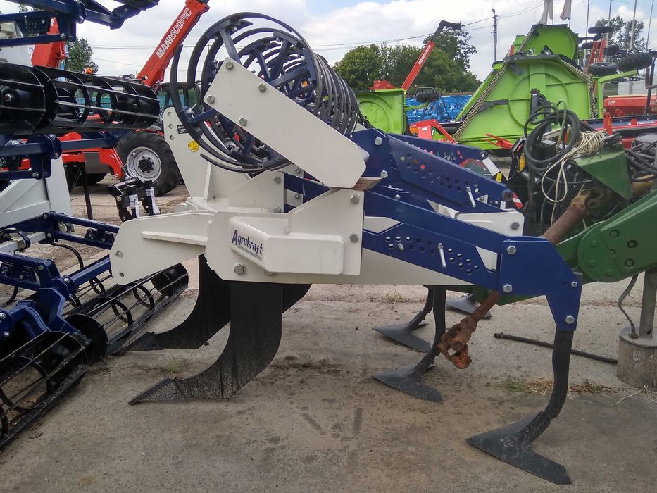 Глубокорыхлитель Agrokraft DELTA NOVUM