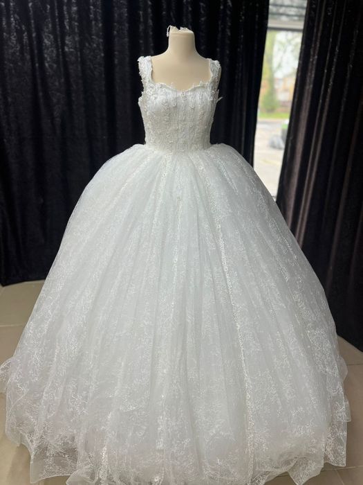 Sukienki ślubne różne