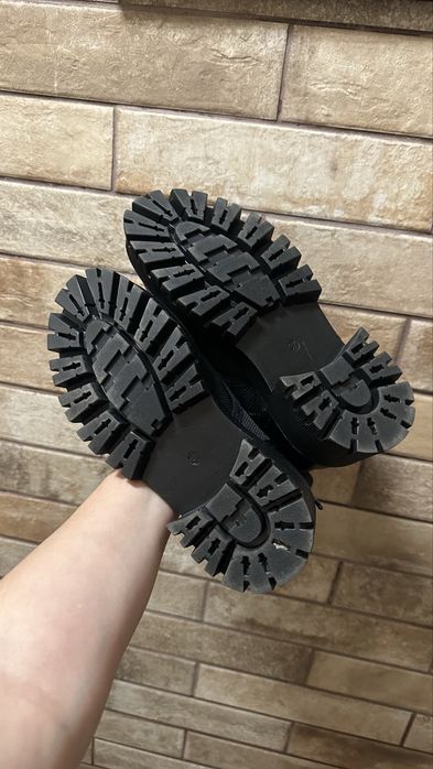 Чоботи осінь/зима водонепроникні на хутрі, 37р. Вставки з натур. шкіри