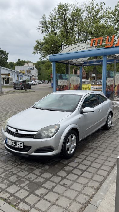 Opel Astra GTC 1.4