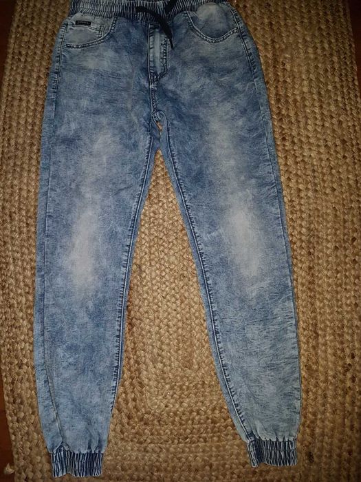 Spodnie  Jeansy  joggery roz.152-158