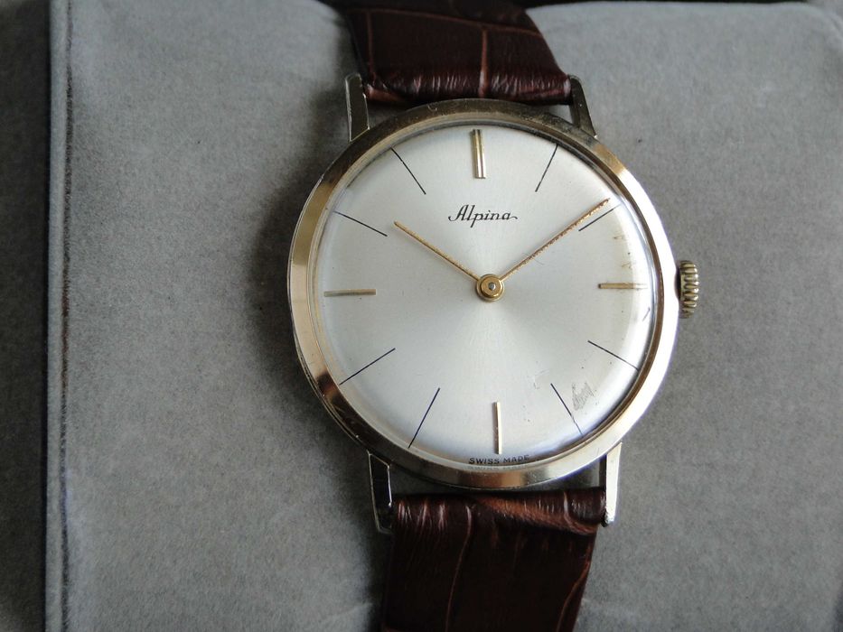 Alpina - piękny szwajcarski garniturowiec