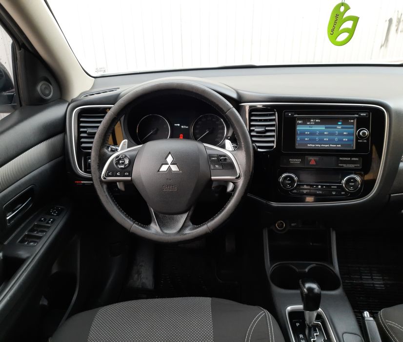 Mitsubishi Outlander 3
